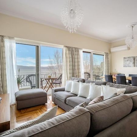 Bright Central Apartment With Splendid Sea View! Chalkida Exterior photo